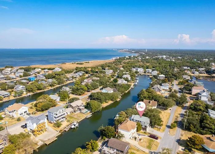 Pescadora | Canal-Front With Private Dock